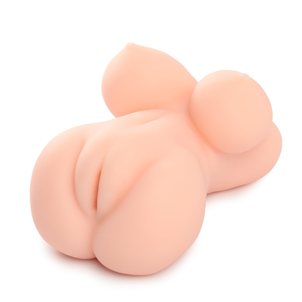 Kicci - Peeking into the changing room of a busty idol